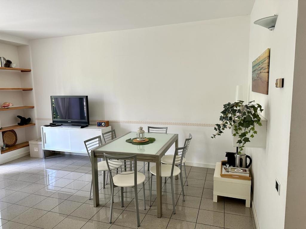 Betty'S Bay Apartment Cremia Exterior photo